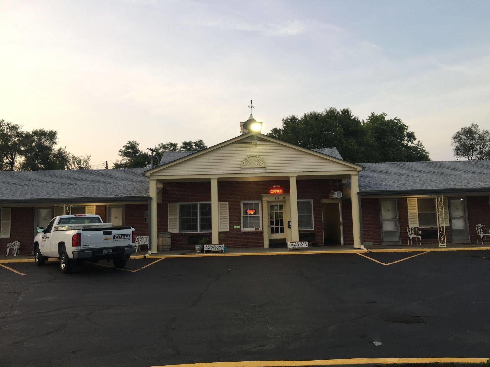 Old Kentucky Home Motel Bardstown Exterior photo